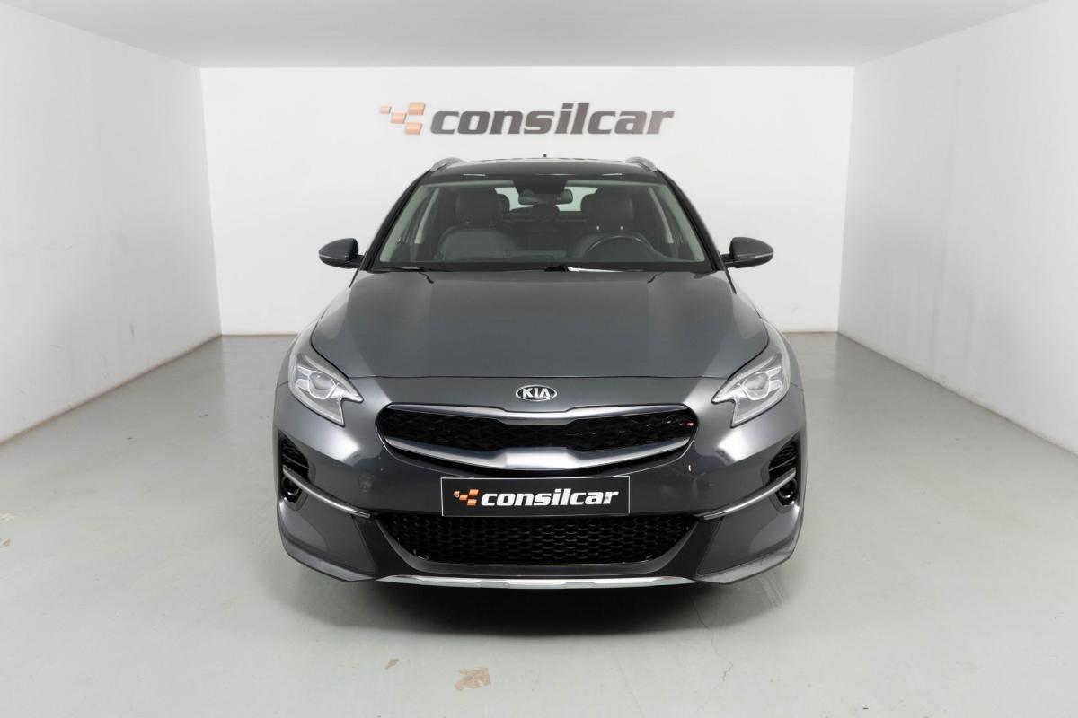 kia-xceed-2022-hibrido-a-gasolina-1580cc