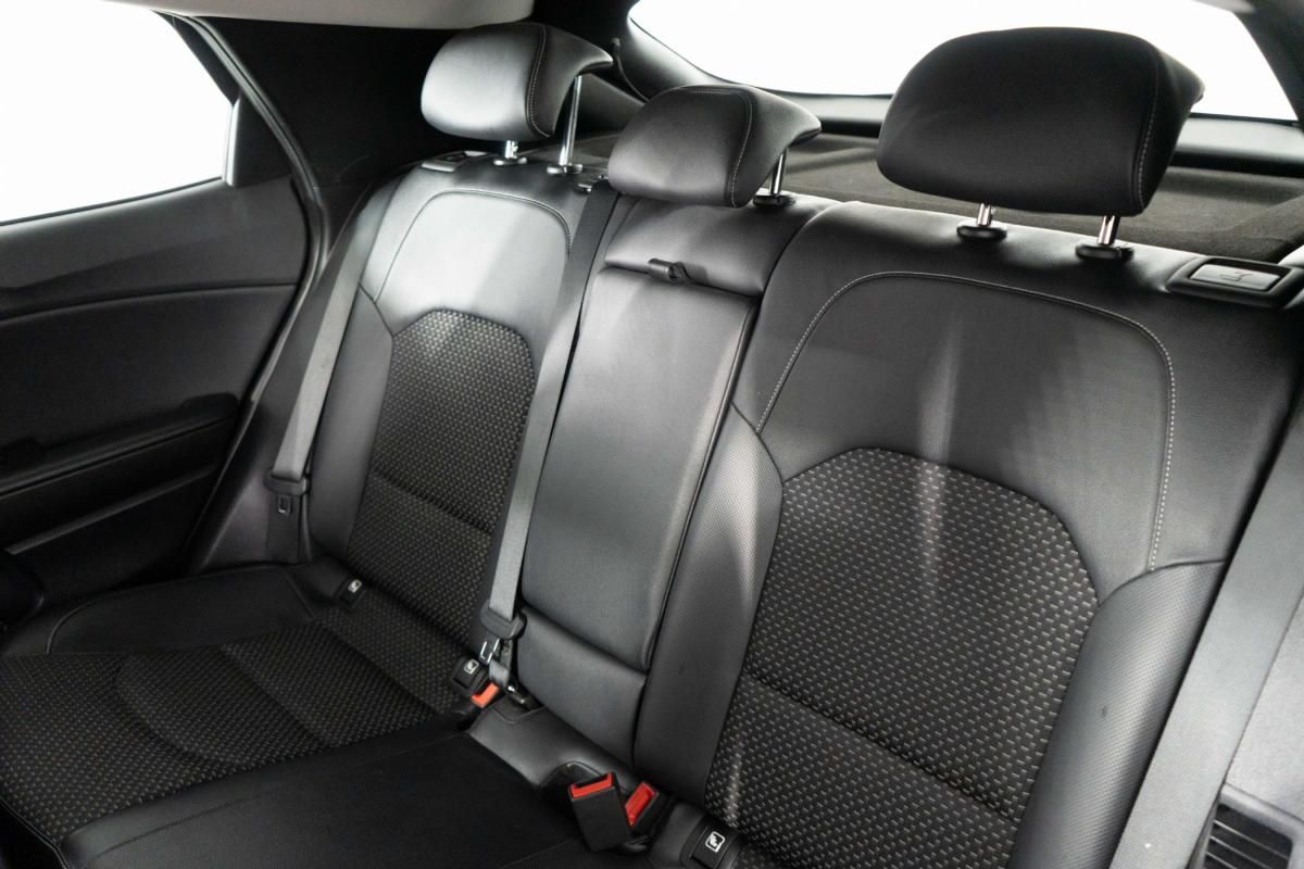 kia-xceed-2022-hibrido-a-gasolina-1580cc