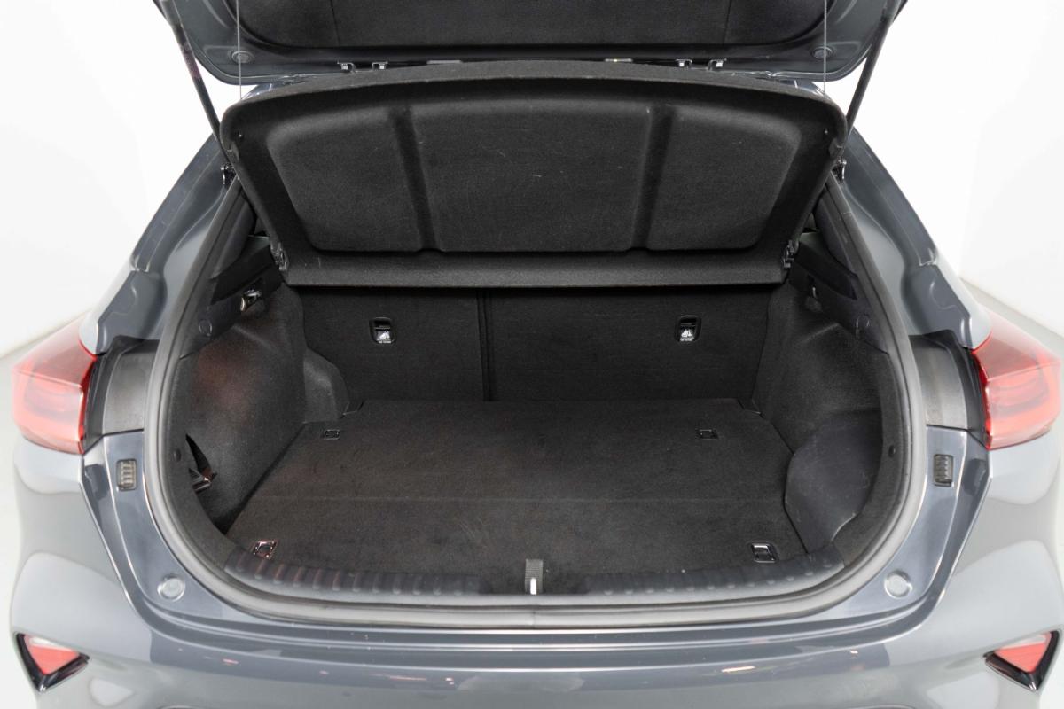 kia-xceed-2022-hibrido-a-gasolina-1580cc