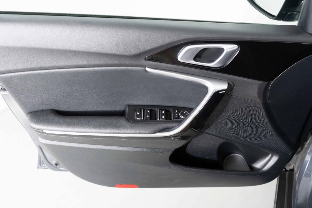 kia-xceed-2022-hibrido-a-gasolina-1580cc