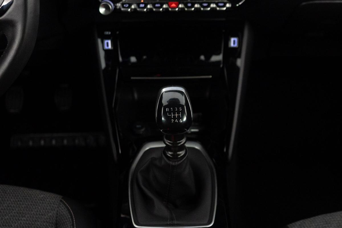 peugeot-2008-2025-gasolina-1199cc