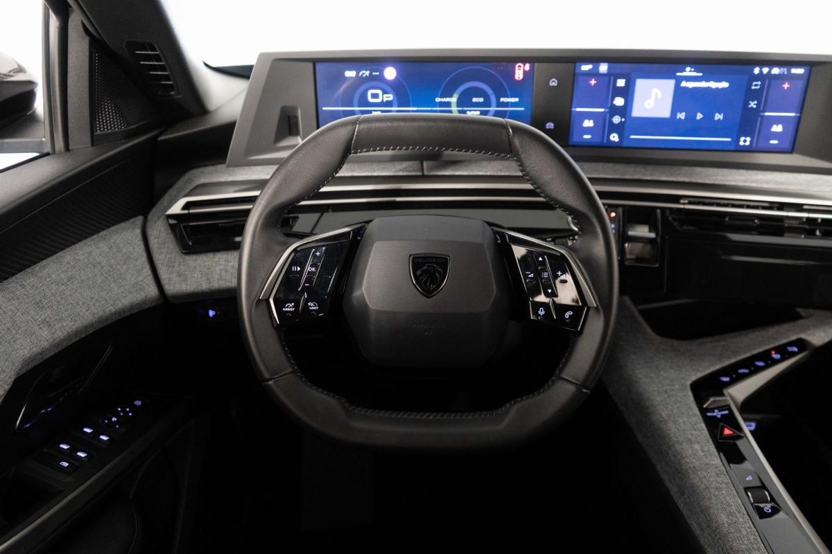 peugeot-5008-2025-gasolina-1199cc