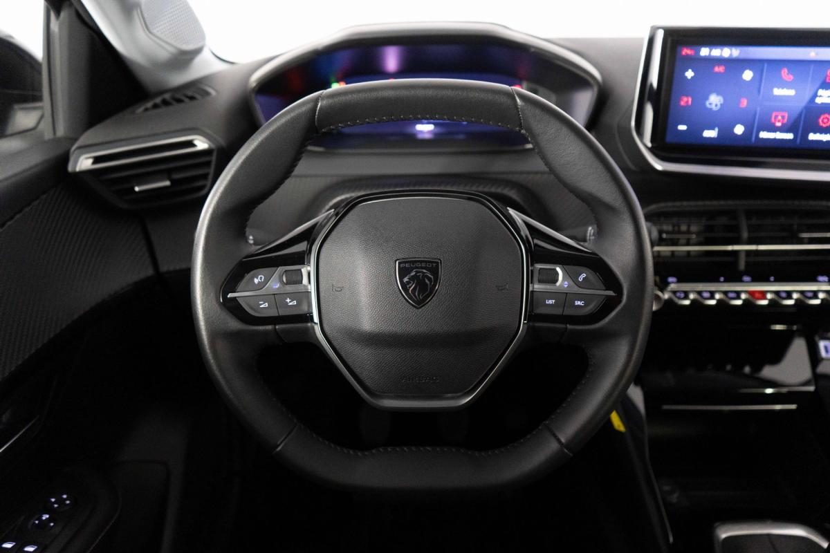 peugeot-208-2025-gasolina-1199cc