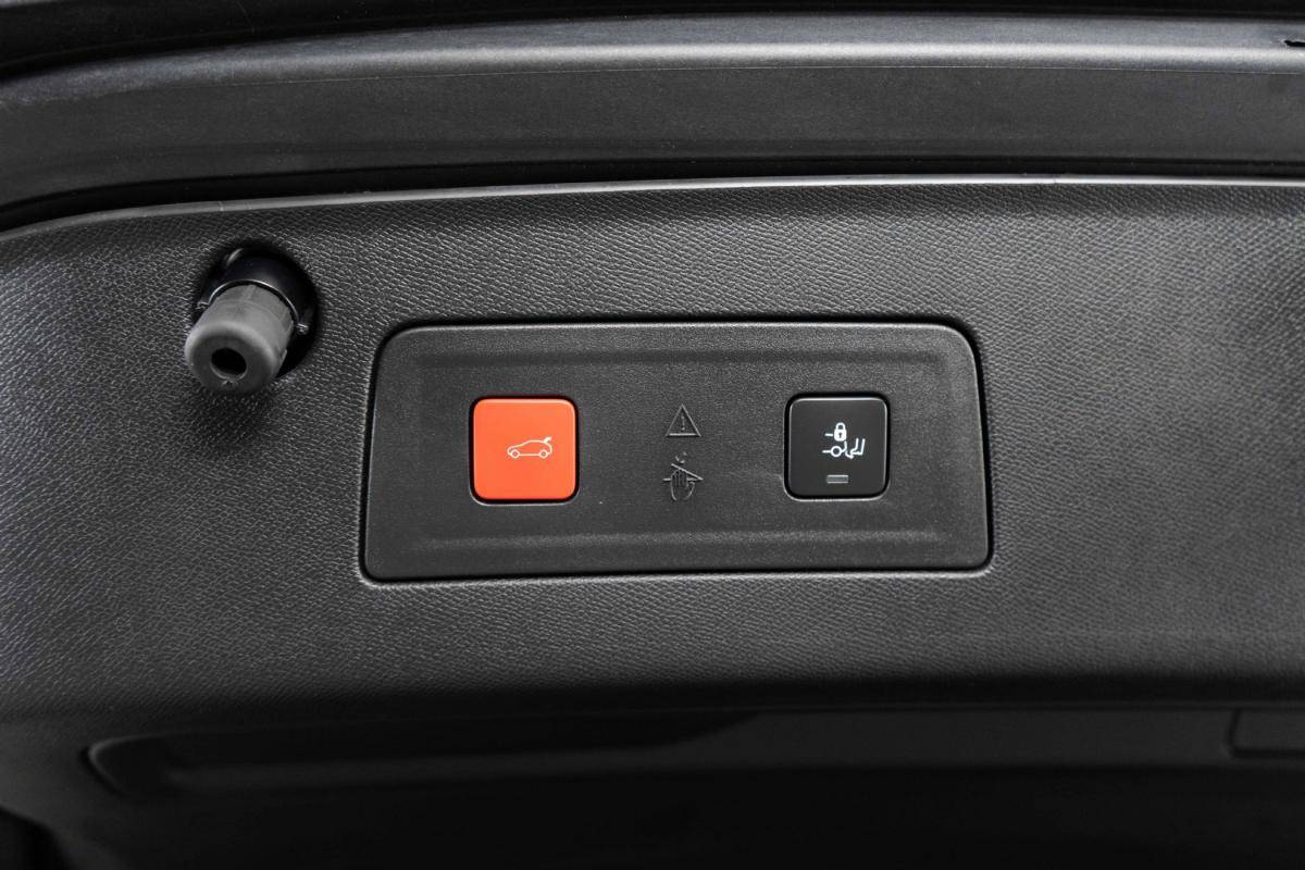peugeot-508-sw-2021-hibrido-a-gasolina-1598cc