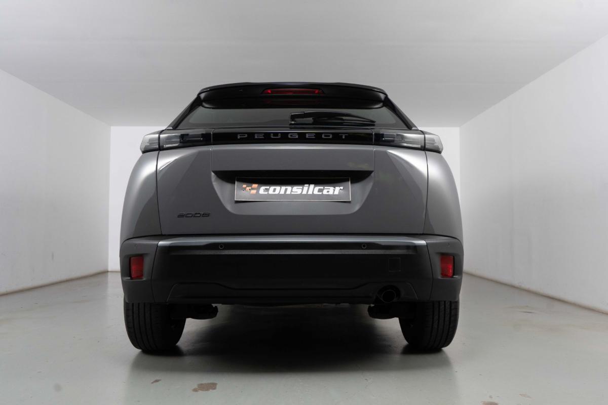 peugeot-2008-2024-gasolina-1199cc
