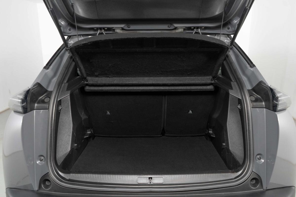 peugeot-2008-2024-gasolina-1199cc