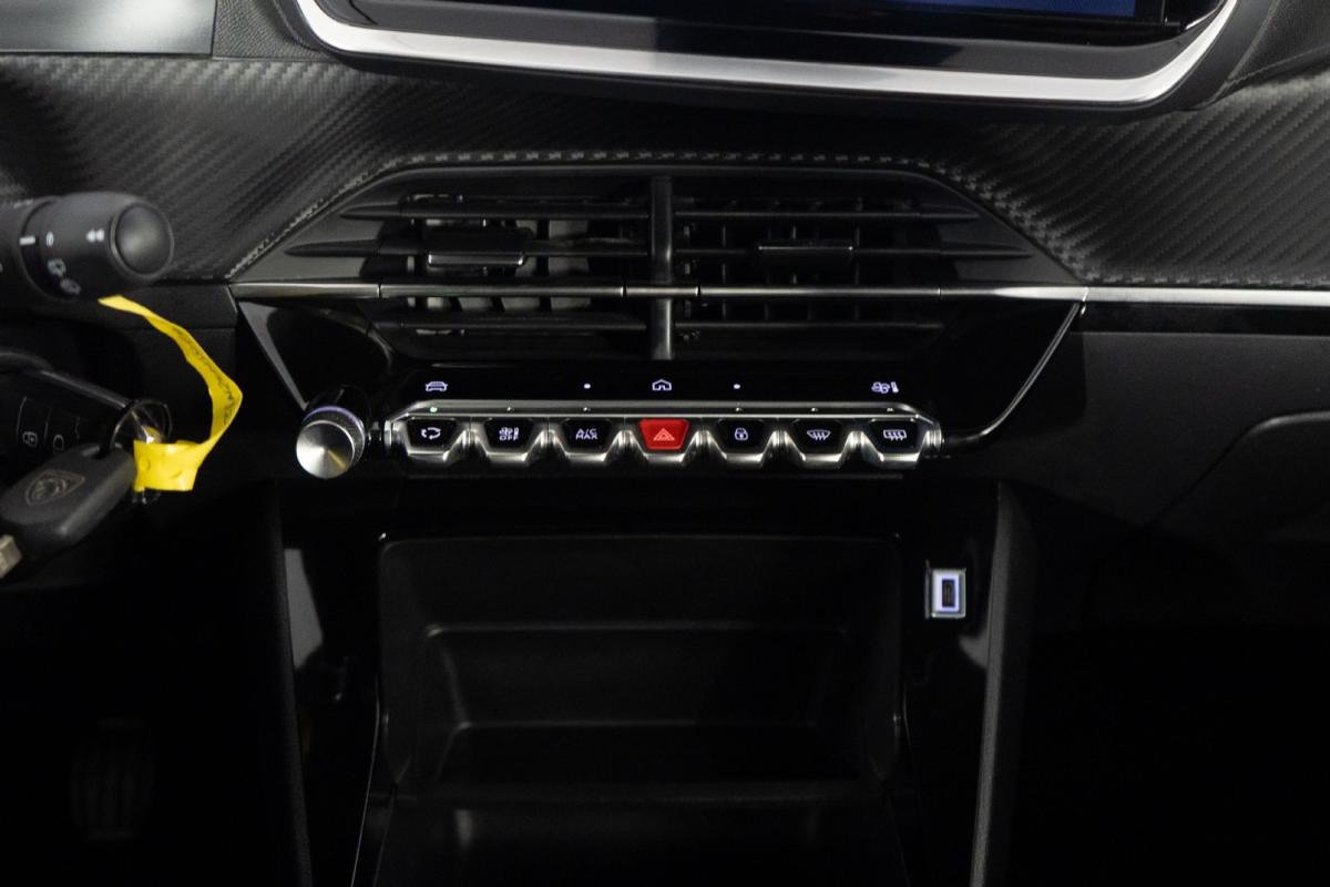 peugeot-2008-2024-gasolina-1199cc