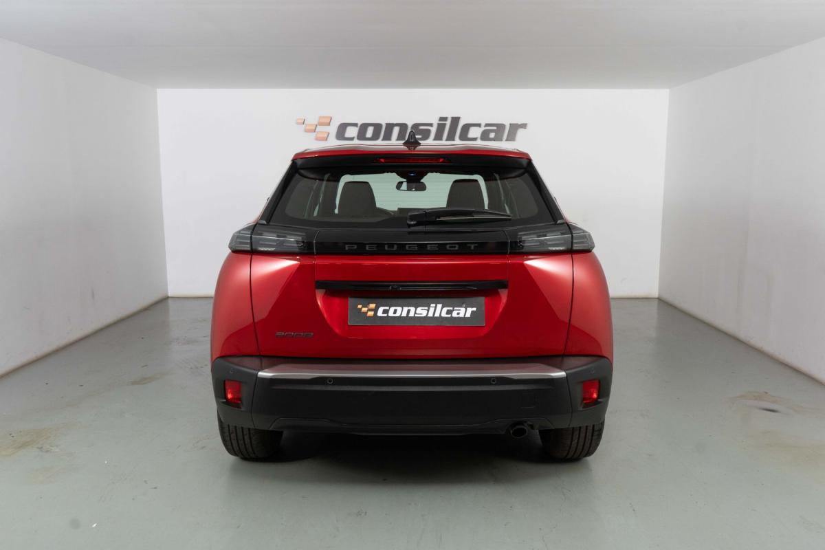 peugeot-2008-2024-gasolina-1199cc