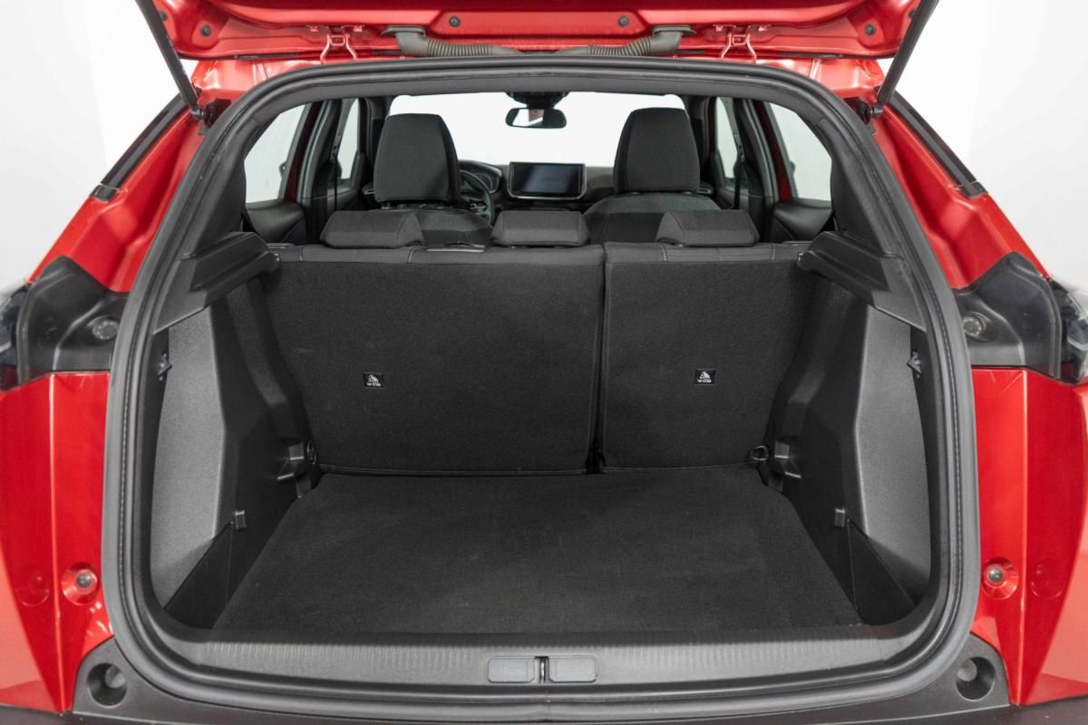 peugeot-2008-2024-gasolina-1199cc
