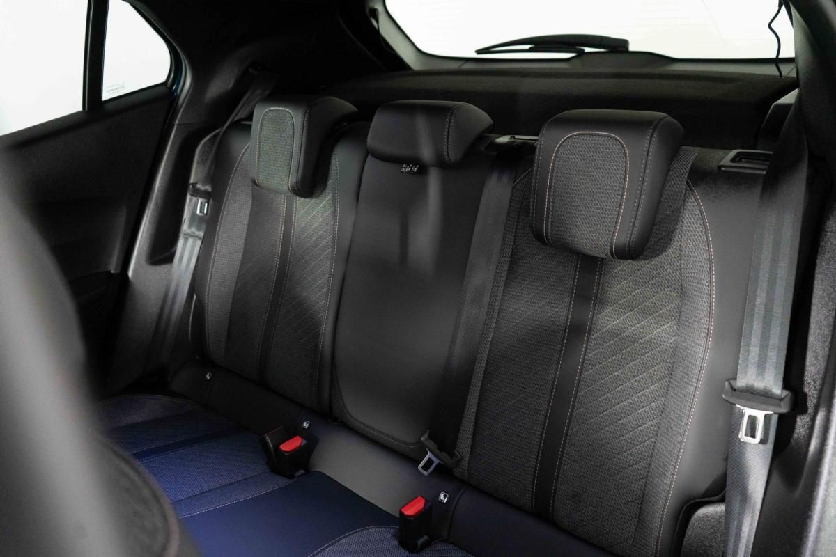 peugeot-2008-2025-gasolina-1199cc