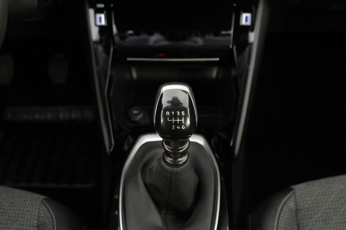 peugeot-208-2025-gasolina-1199cc