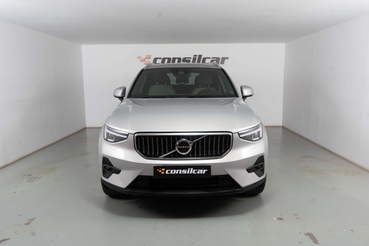 volvo-xc40-2022-hibrido-a-gasolina-1477cc