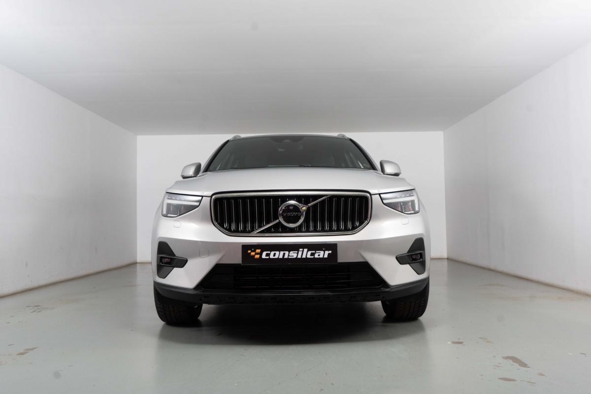volvo-xc40-2022-hibrido-a-gasolina-1477cc