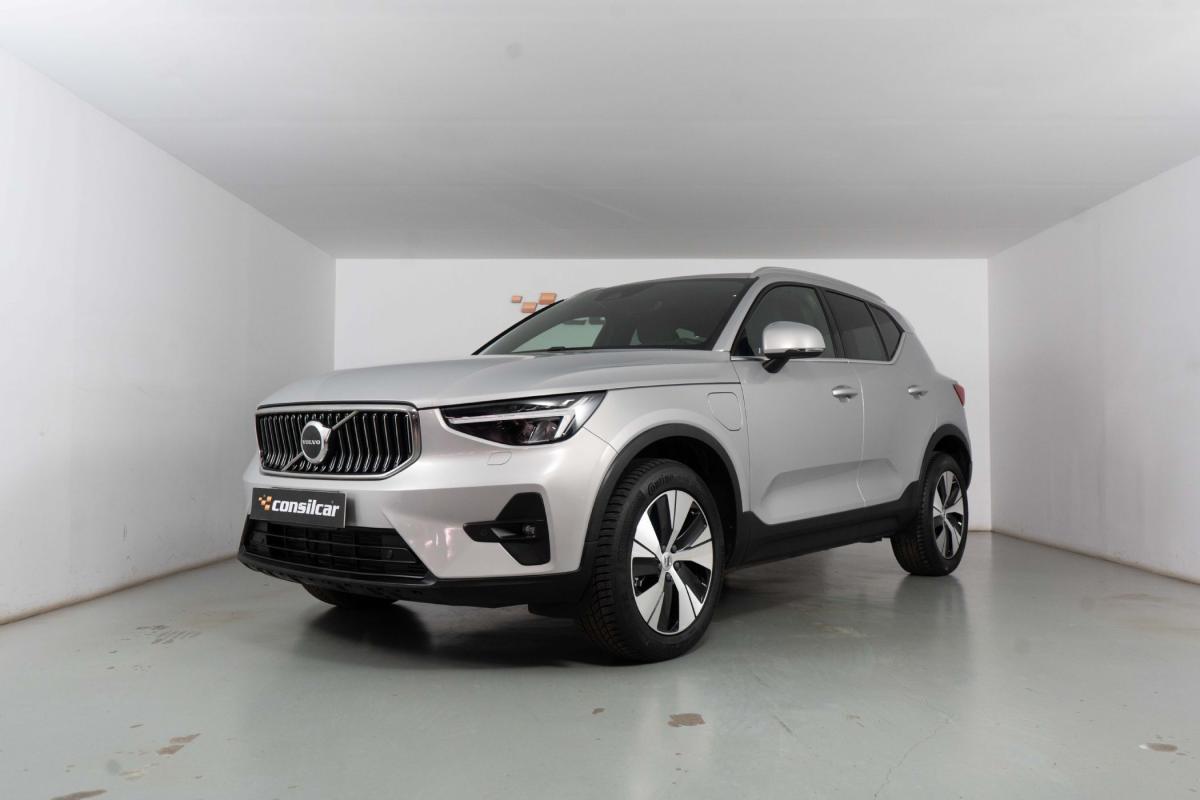 volvo-xc40-2022-hibrido-a-gasolina-1477cc