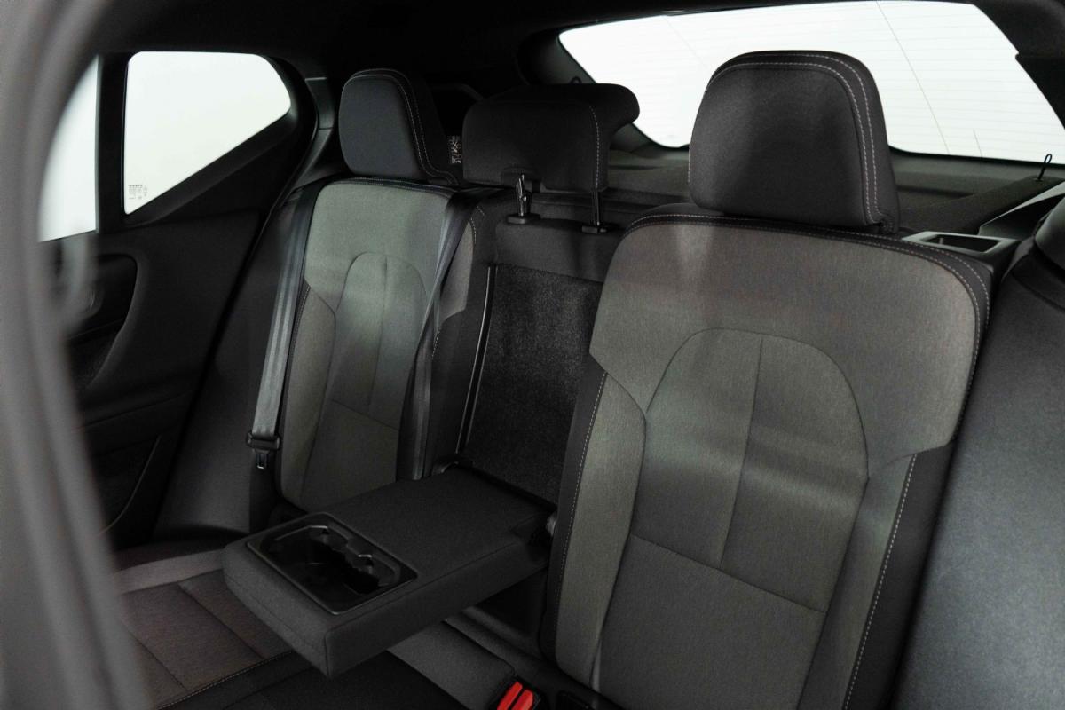 volvo-xc40-2022-hibrido-a-gasolina-1477cc