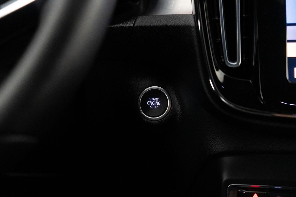 volvo-xc40-2022-hibrido-a-gasolina-1477cc