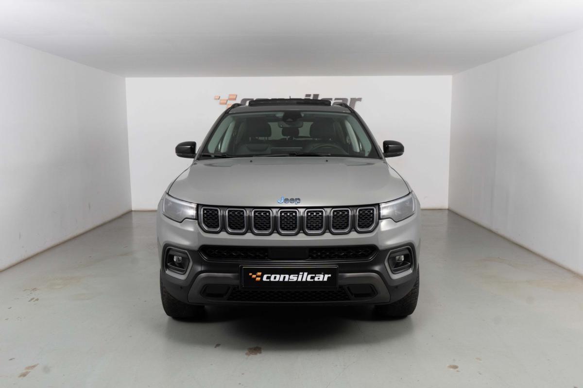 jeep-compass-2023-hibrido-a-gasolina-1332cc