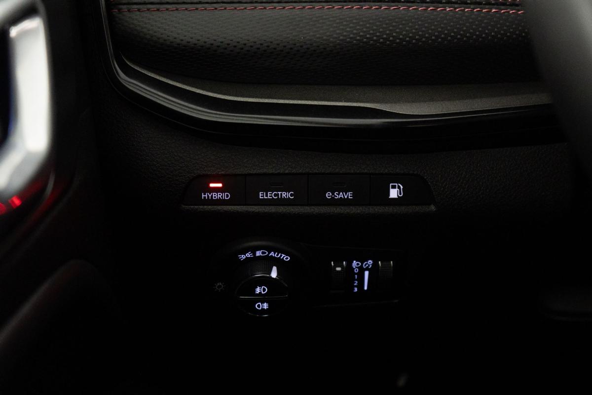 jeep-compass-2023-hibrido-a-gasolina-1332cc