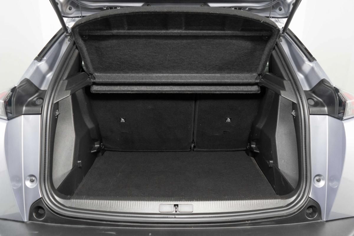 peugeot-2008-2022-gasolina-1199cc