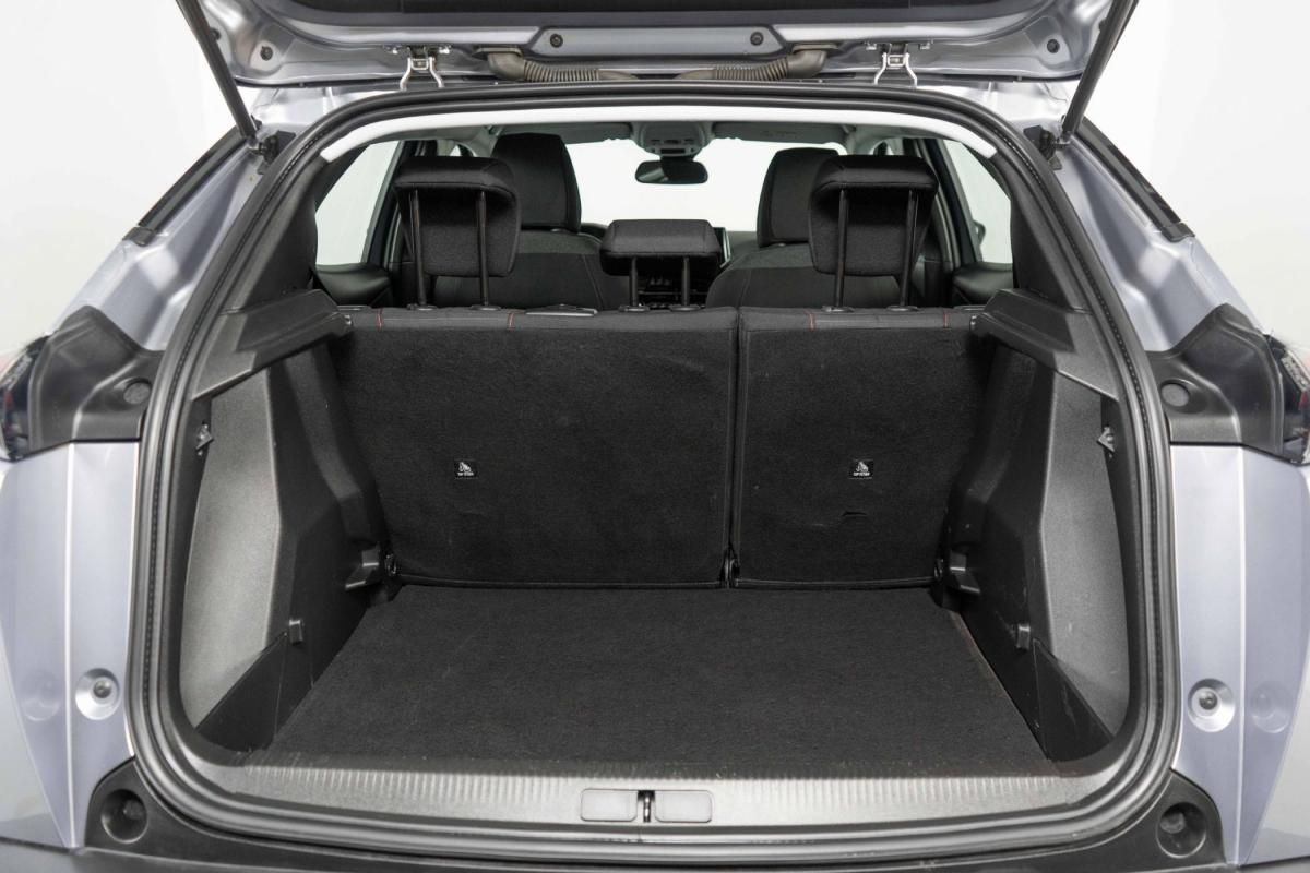 peugeot-2008-2022-gasolina-1199cc