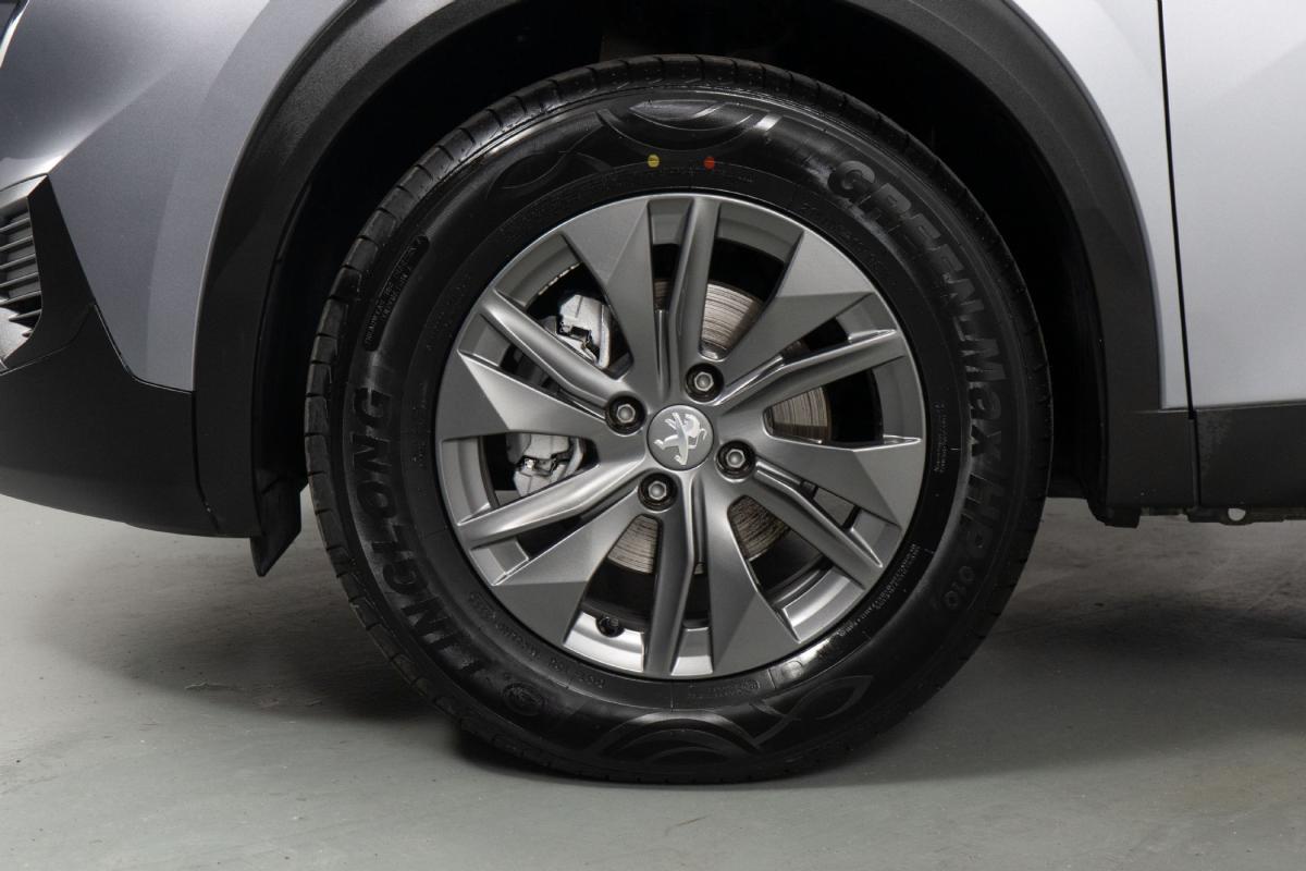 peugeot-2008-2022-gasolina-1199cc