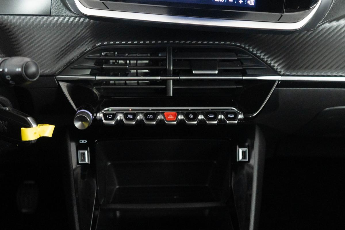 peugeot-2008-2022-gasolina-1199cc