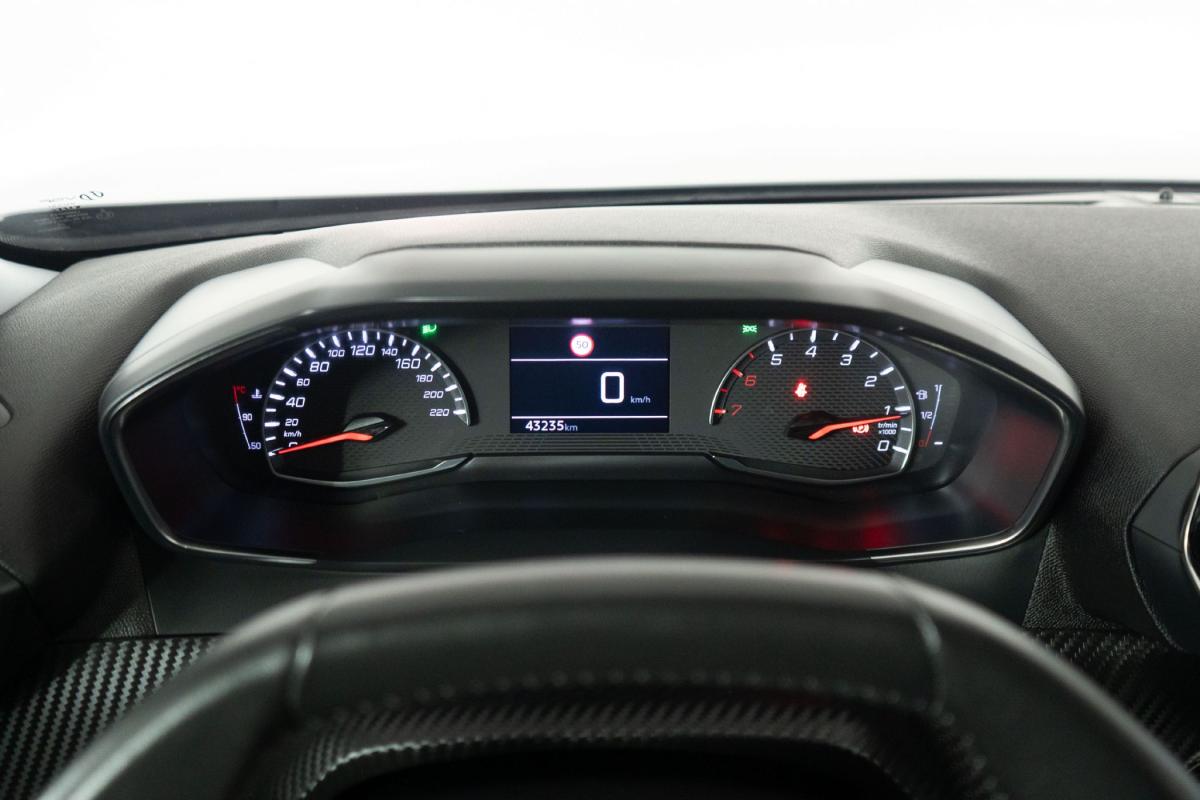 peugeot-2008-2022-gasolina-1199cc