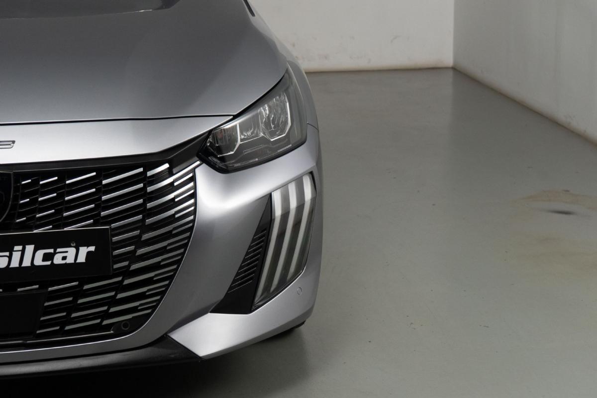peugeot-208-2025-gasolina-1199cc
