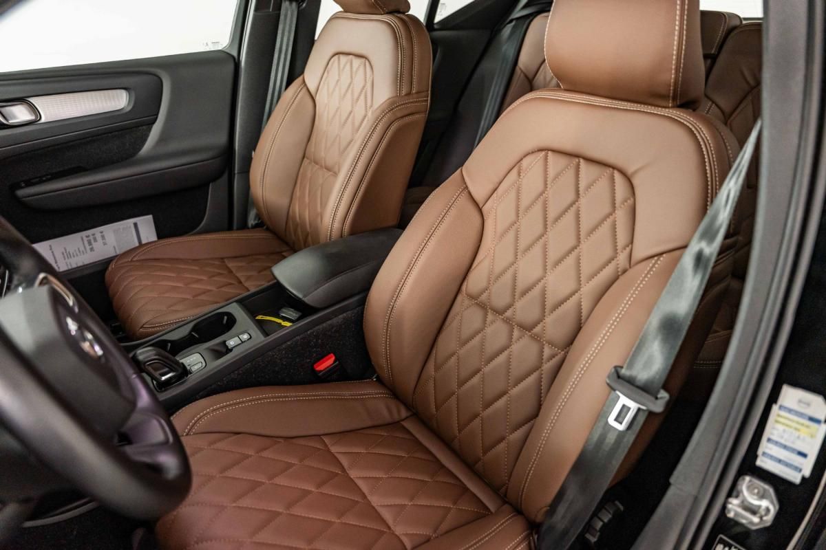volvo-xc40-2021-hibrido-a-gasolina-1477cc