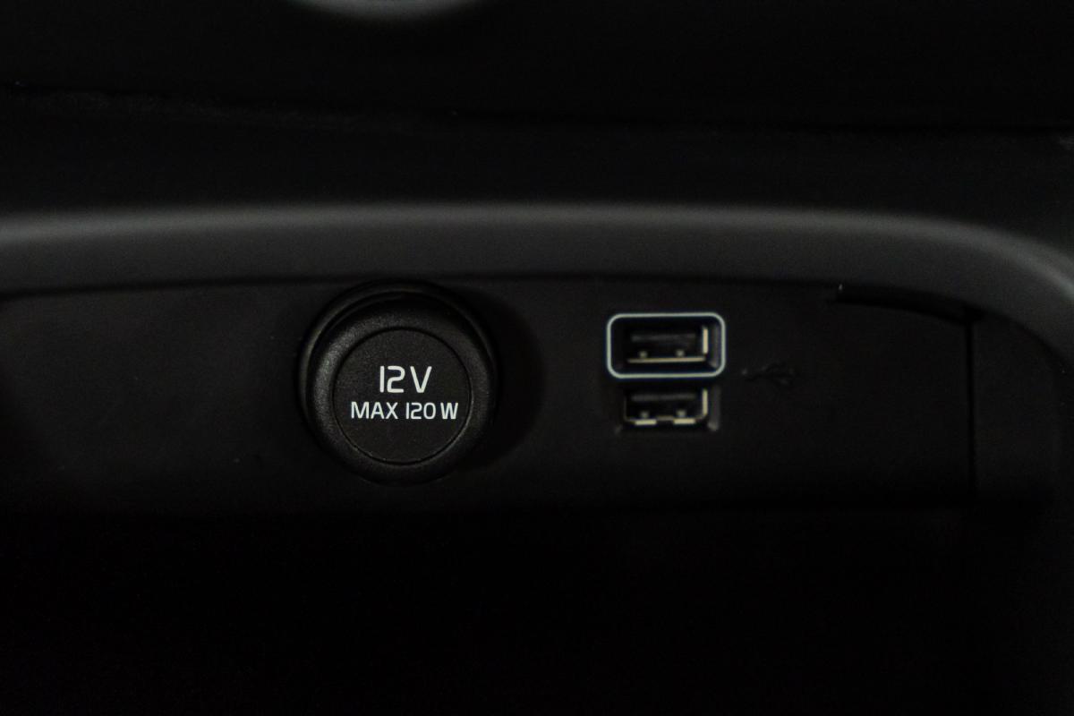 volvo-xc40-2021-hibrido-a-gasolina-1477cc