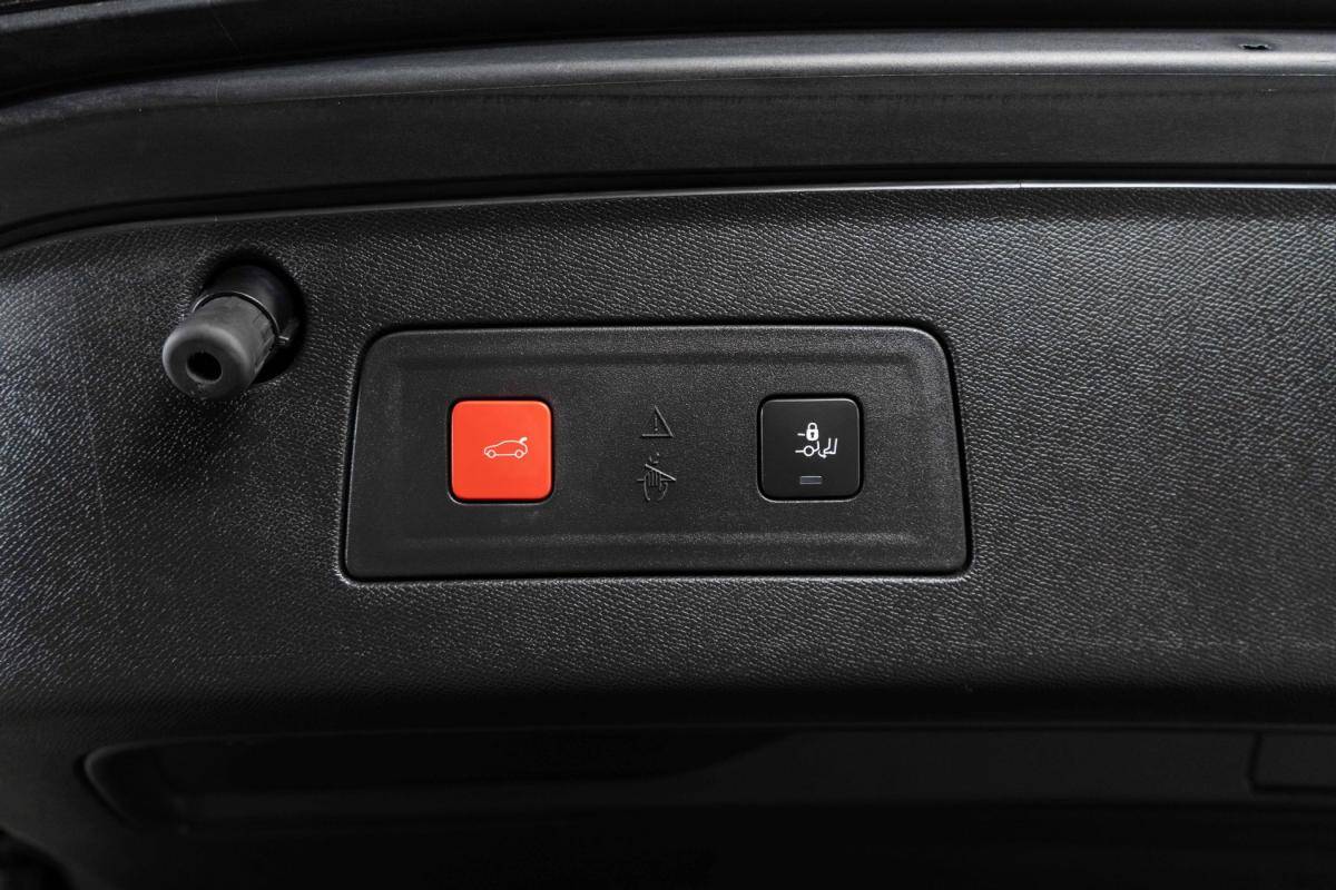 peugeot-508-sw-2021-hibrido-a-gasolina-1598cc