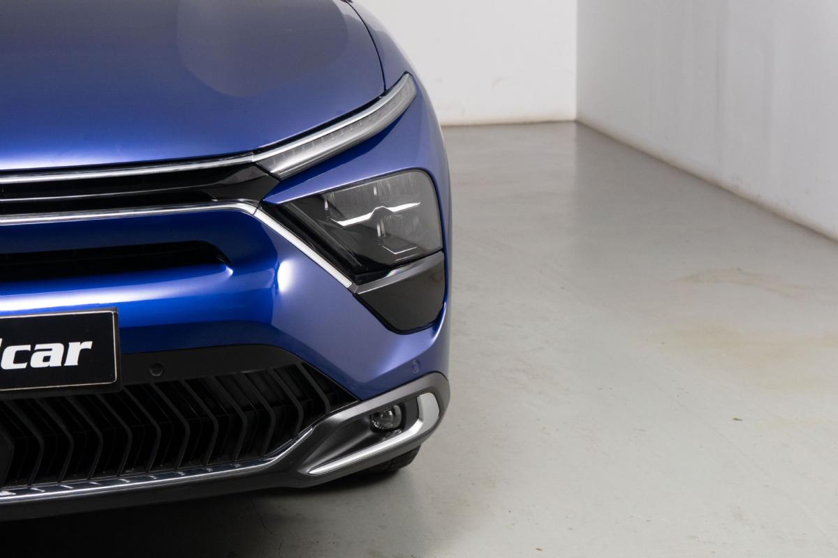 citroen-c5-x-2022-hibrido-a-gasolina-1598cc