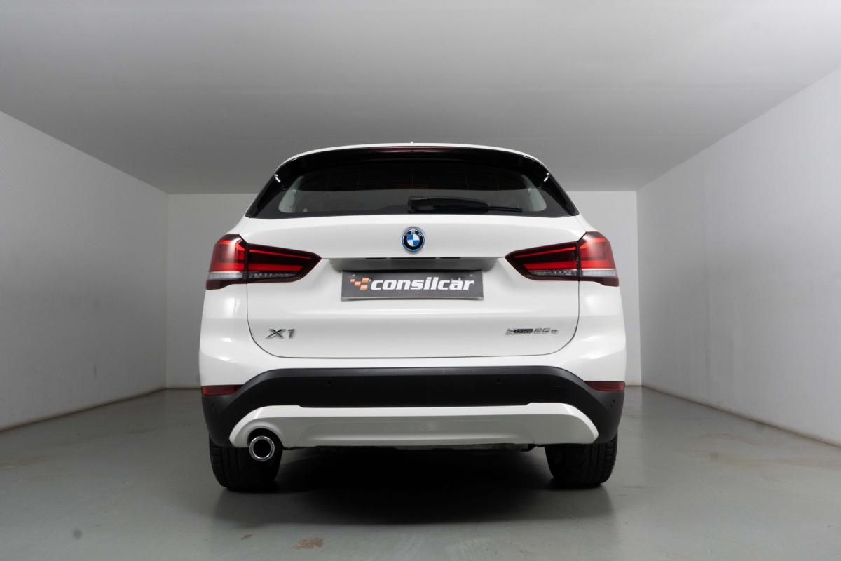 bmw-x1-2022-hibrido-a-gasolina-1499cc