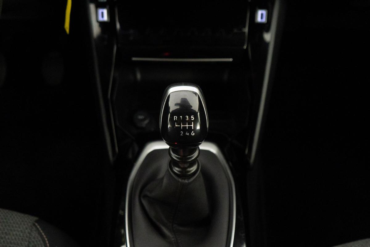 peugeot-2008-2025-gasolina-1199cc