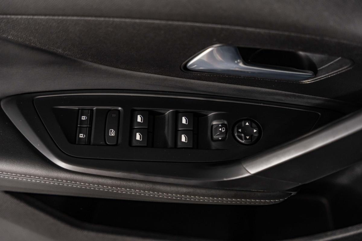 peugeot-308-sw-2024-gasolina-1199cc