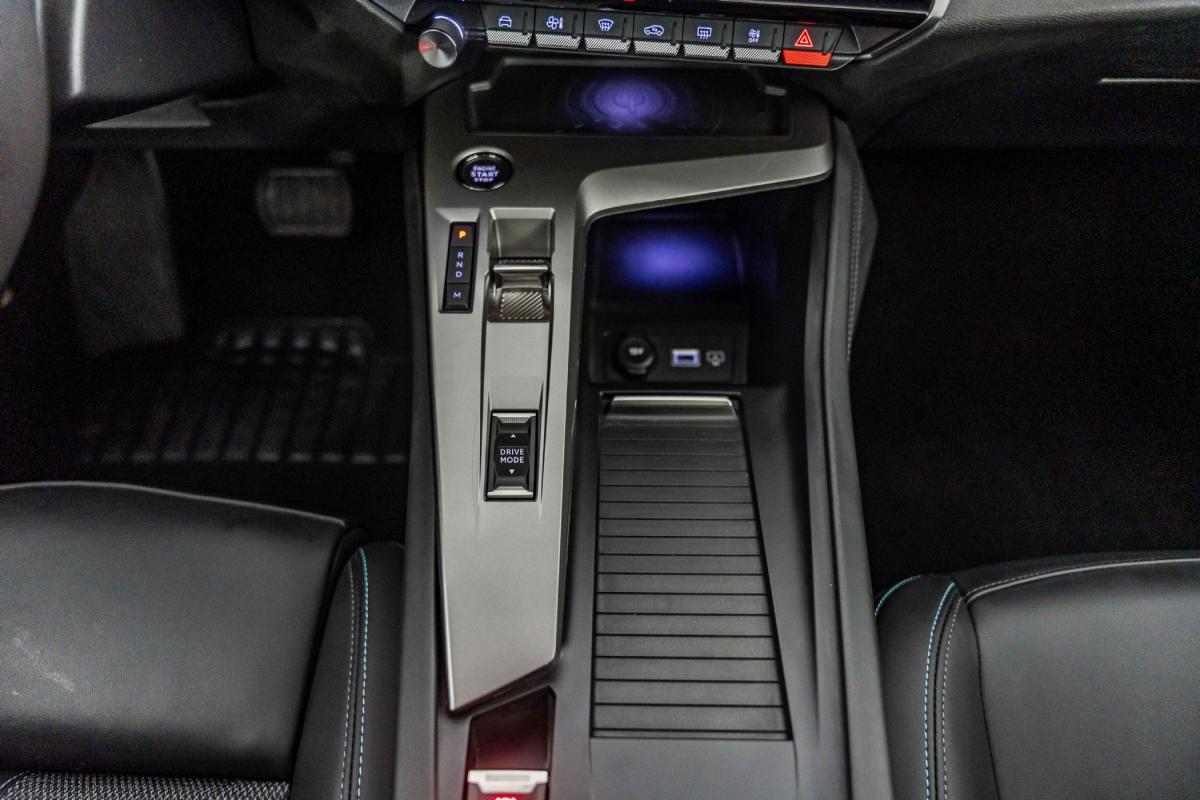 peugeot-308-sw-2024-gasolina-1199cc