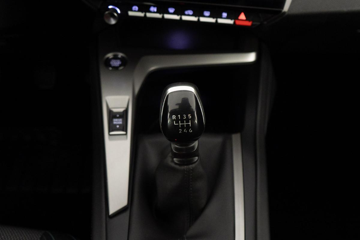 peugeot-308-2024-gasolina-1199cc