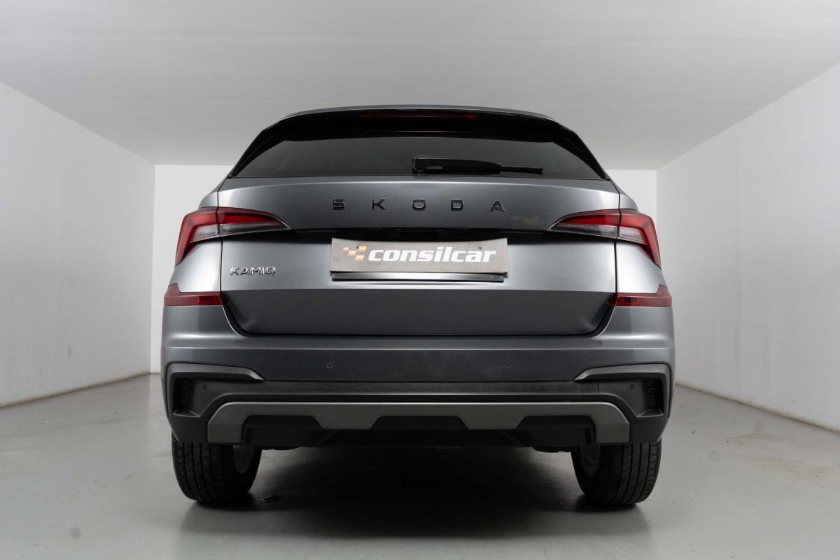 skoda-kamiq-2024-gasolina-999cc