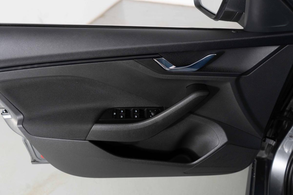 skoda-kamiq-2024-gasolina-999cc