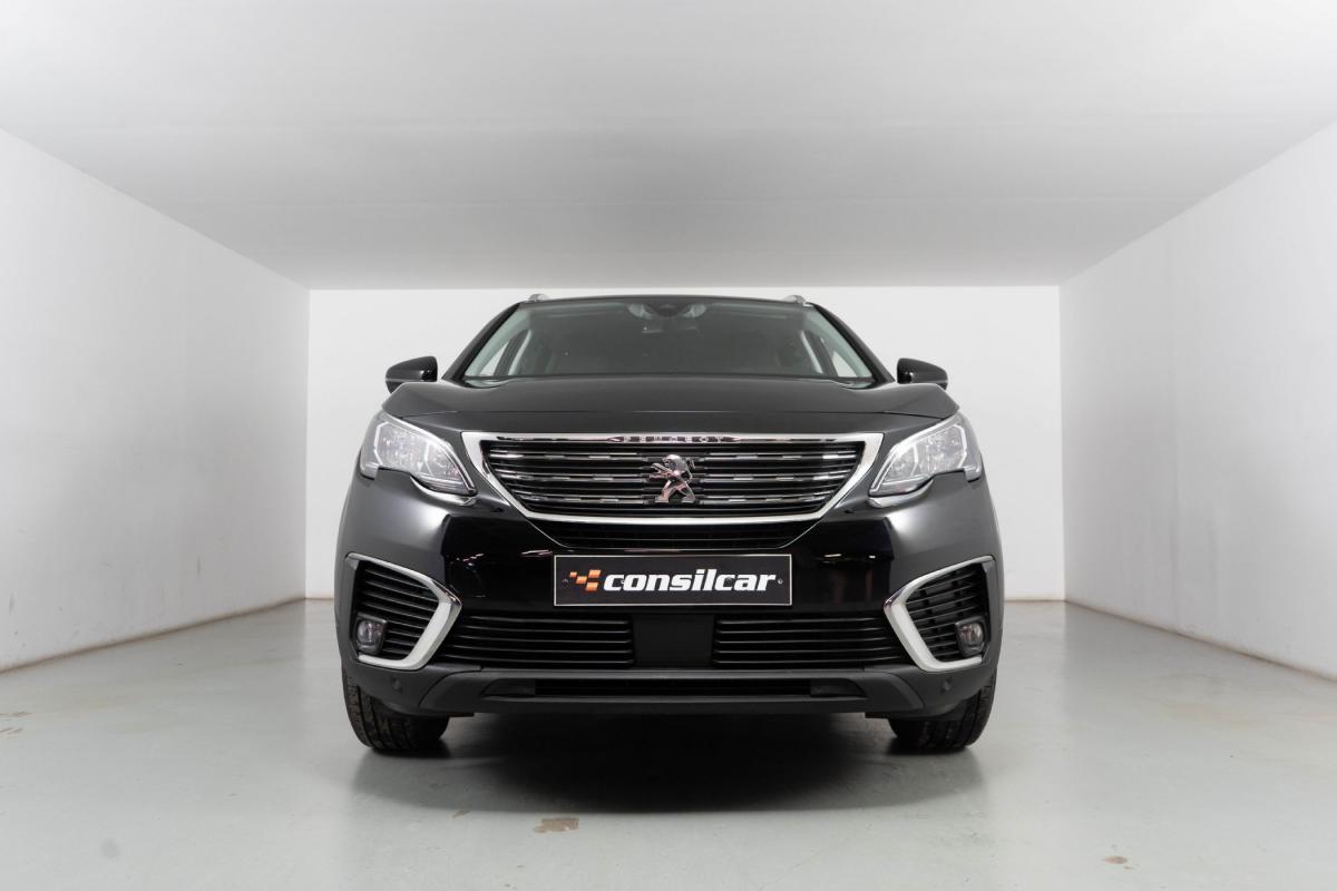 peugeot-5008-2019-gasolina-1199cc