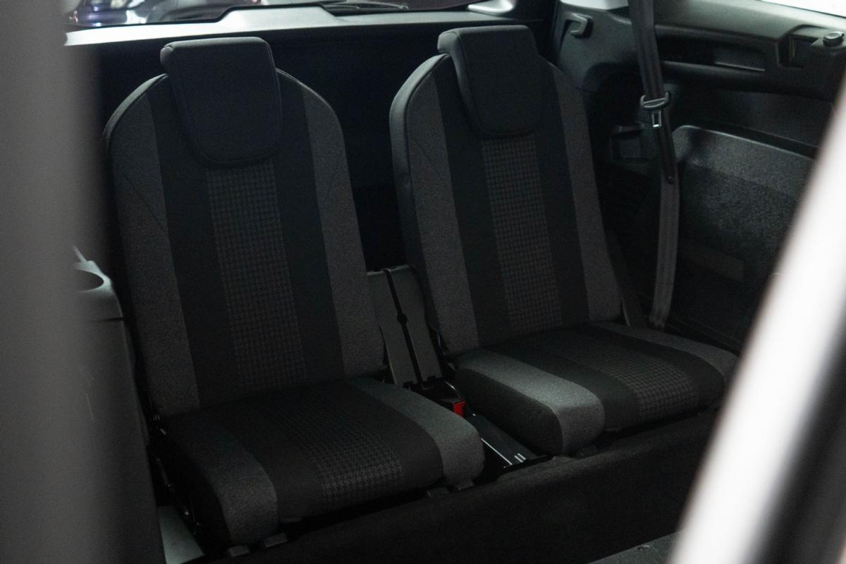 peugeot-5008-2019-gasolina-1199cc