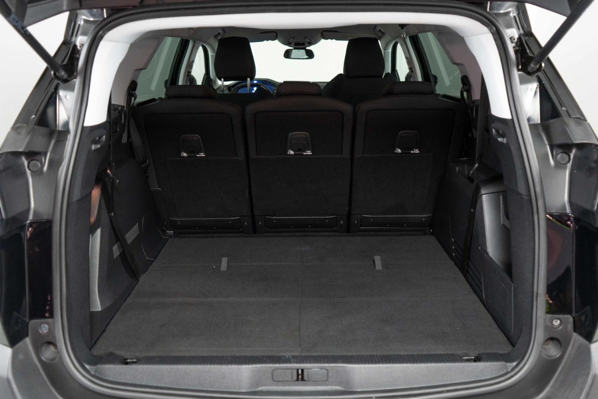peugeot-5008-2019-gasolina-1199cc