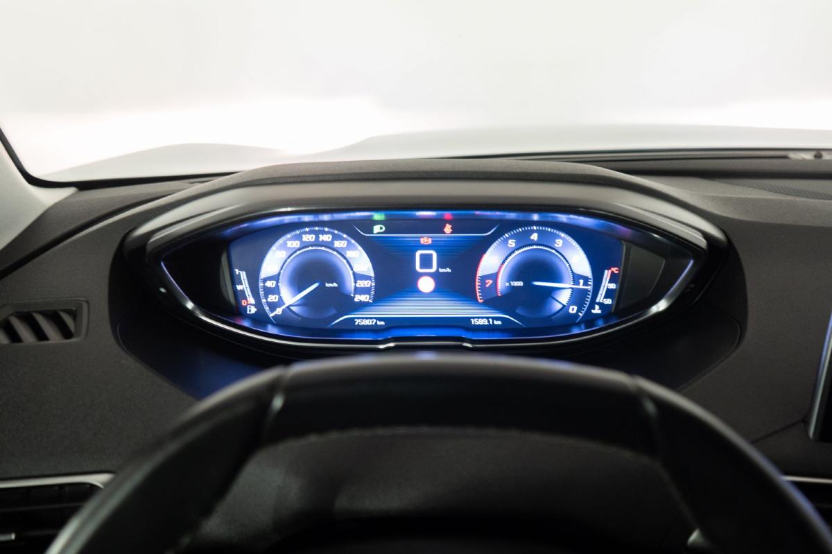 peugeot-5008-2019-gasolina-1199cc