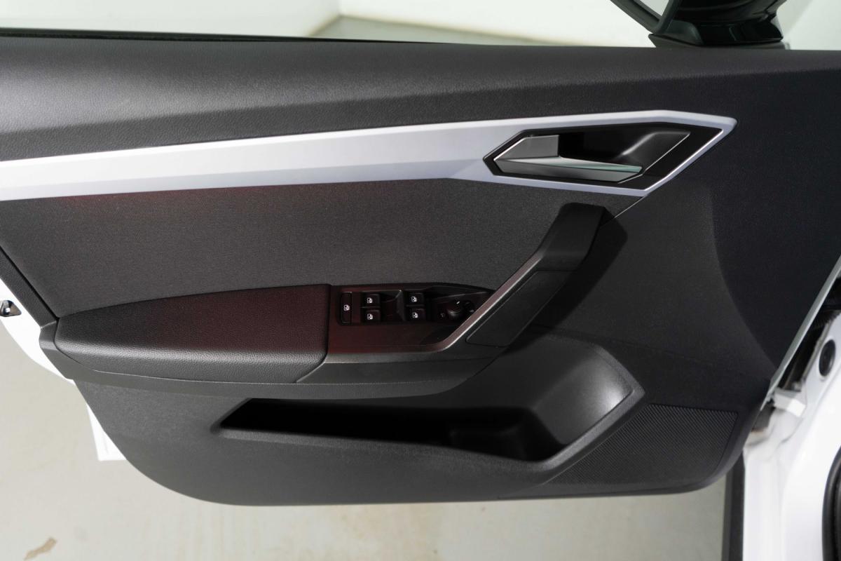 seat-arona-2021-gasolina-999cc