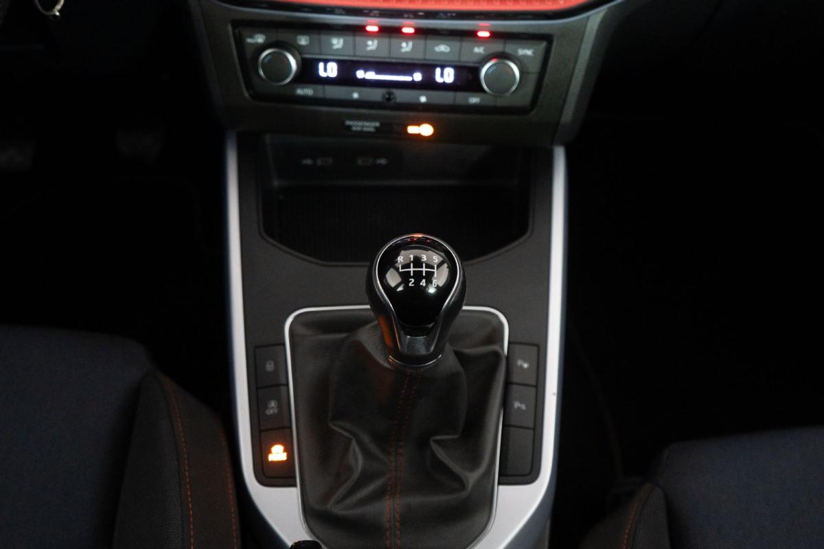 seat-arona-2021-gasolina-999cc