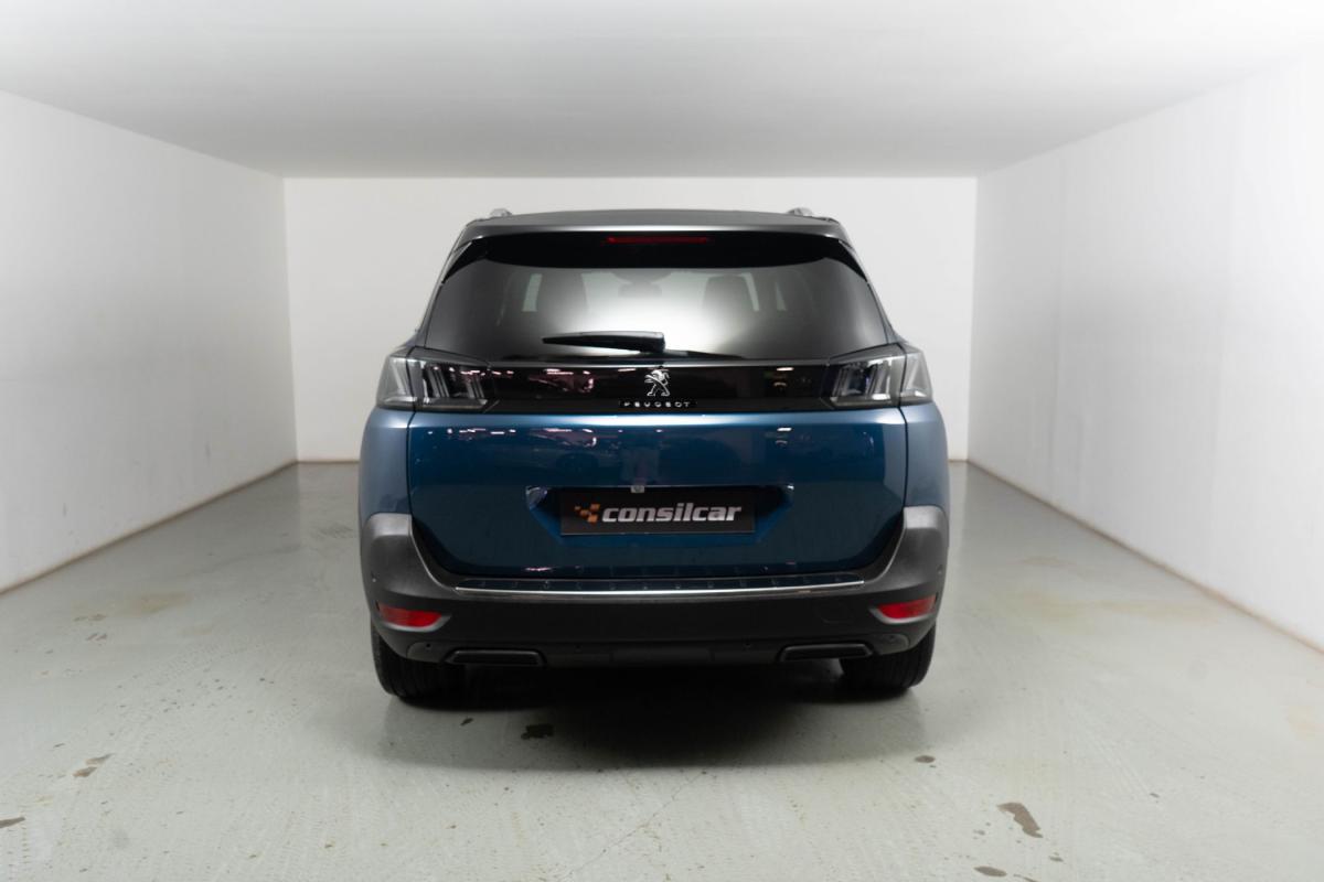 peugeot-5008-2024-gasolina-1199cc