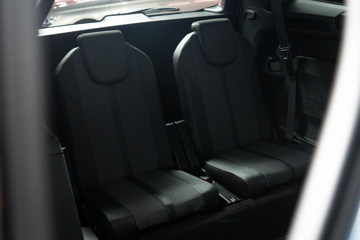 peugeot-5008-2024-gasolina-1199cc