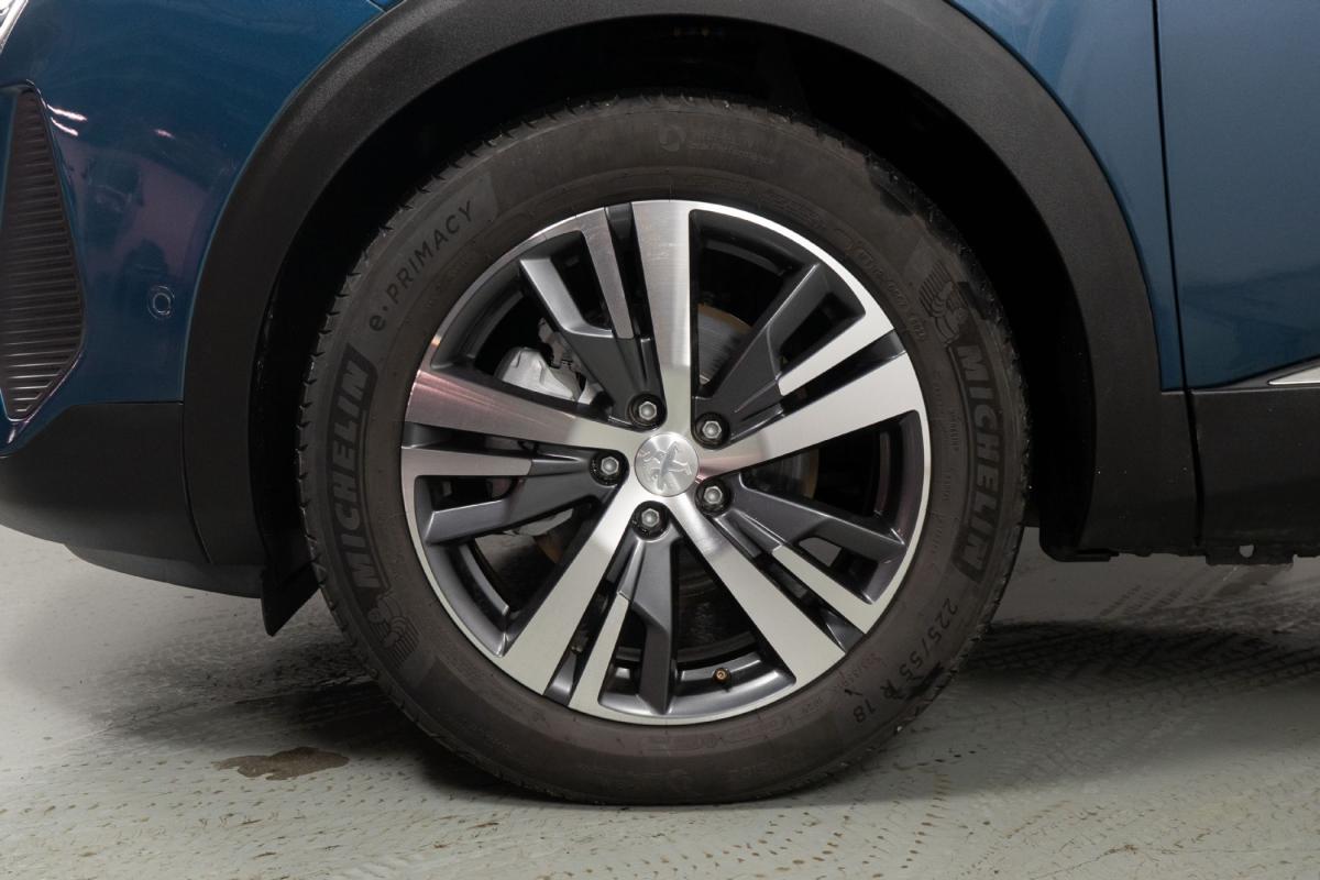 peugeot-5008-2024-gasolina-1199cc