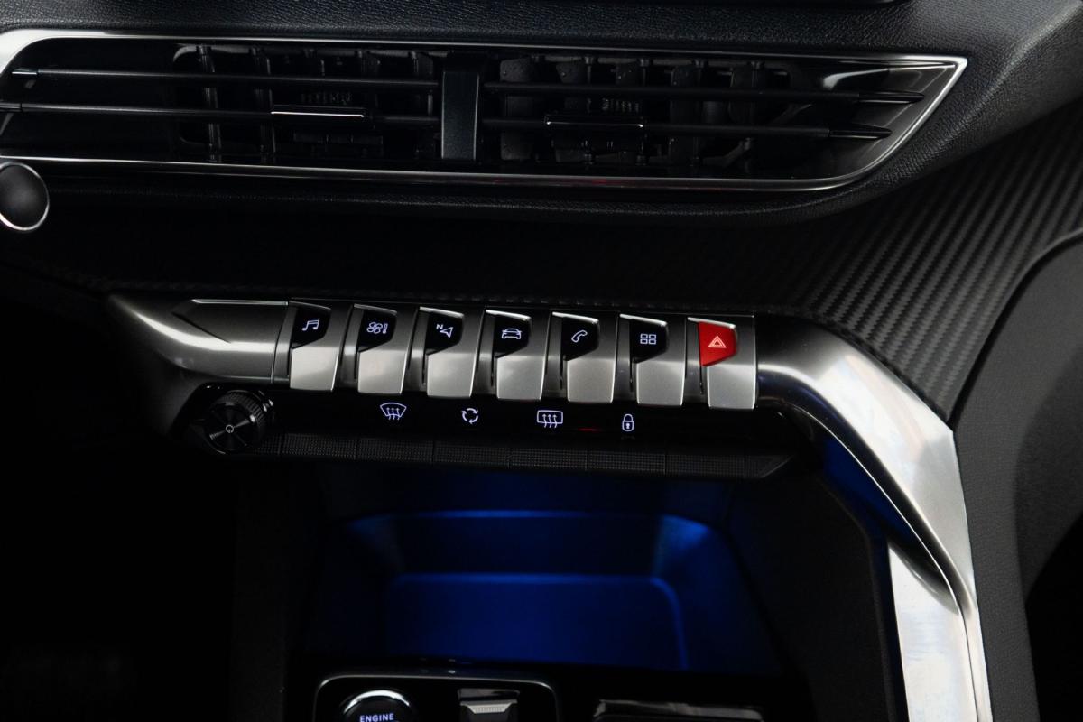peugeot-5008-2024-gasolina-1199cc