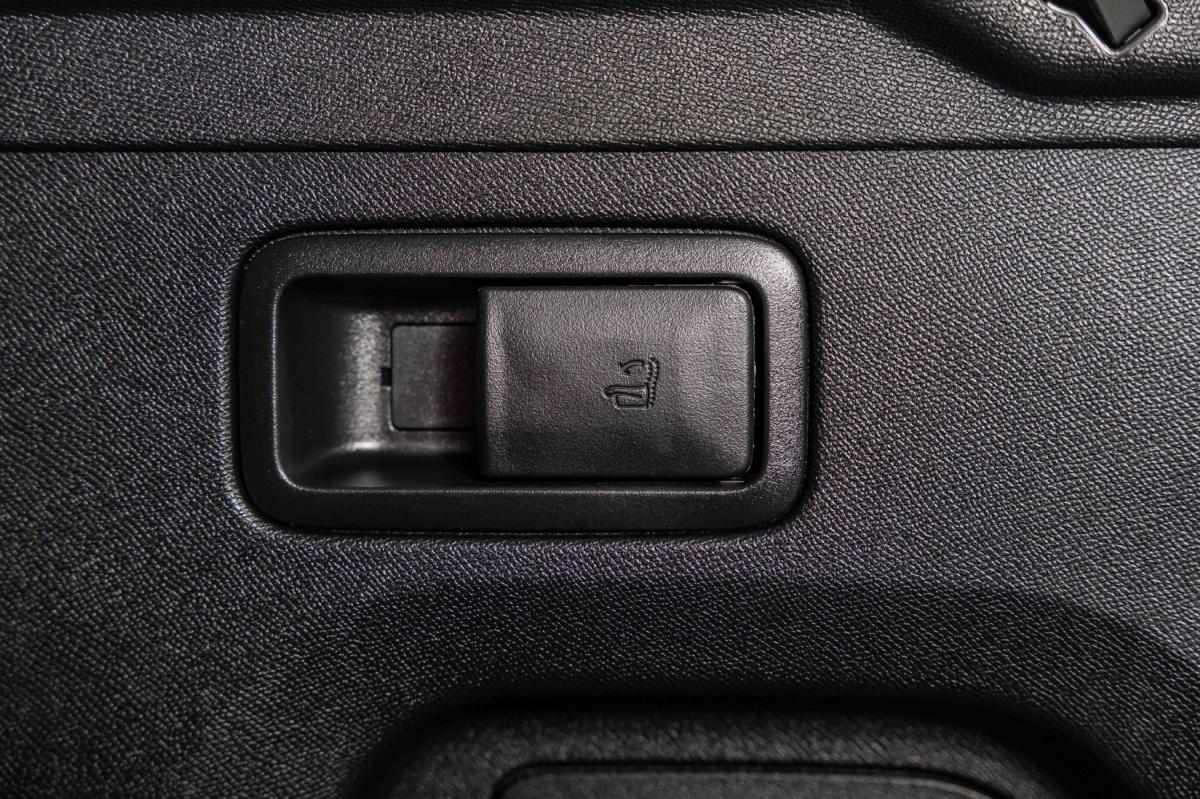 peugeot-3008-2022-hibrido-a-gasolina-1598cc